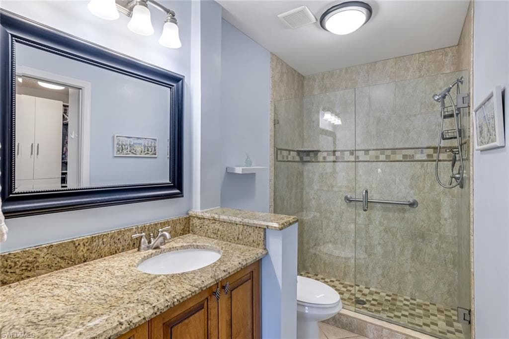 6860 Dennis Cir K204, Naples, FL 34104-14