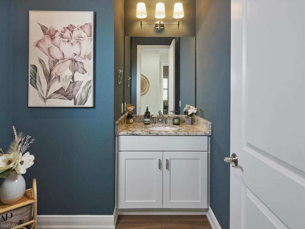 4613 Abaca Cir, Naples, FL 34119-24