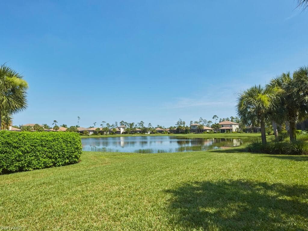 4613 Abaca Cir, Naples, FL 34119-28