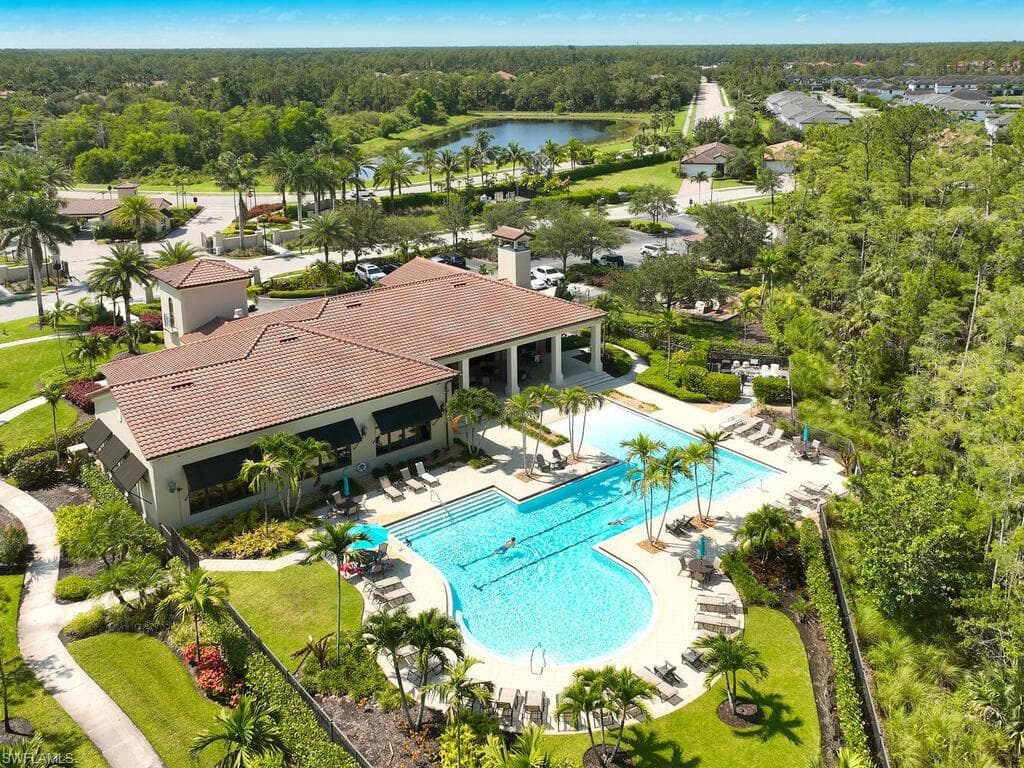 4613 Abaca Cir, Naples, FL 34119-36