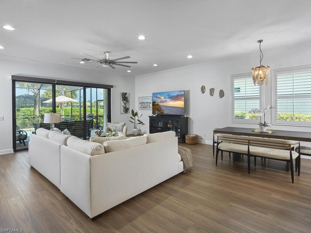 4613 Abaca Cir, Naples, FL 34119-7