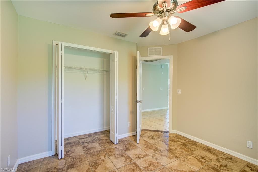 1142 27th Pl, Cape Coral, FL 33993-15