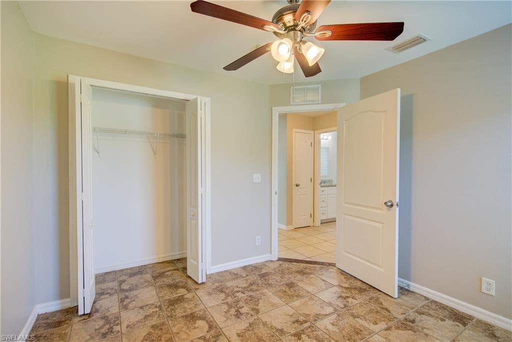 1142 27th Pl, Cape Coral, FL 33993-17