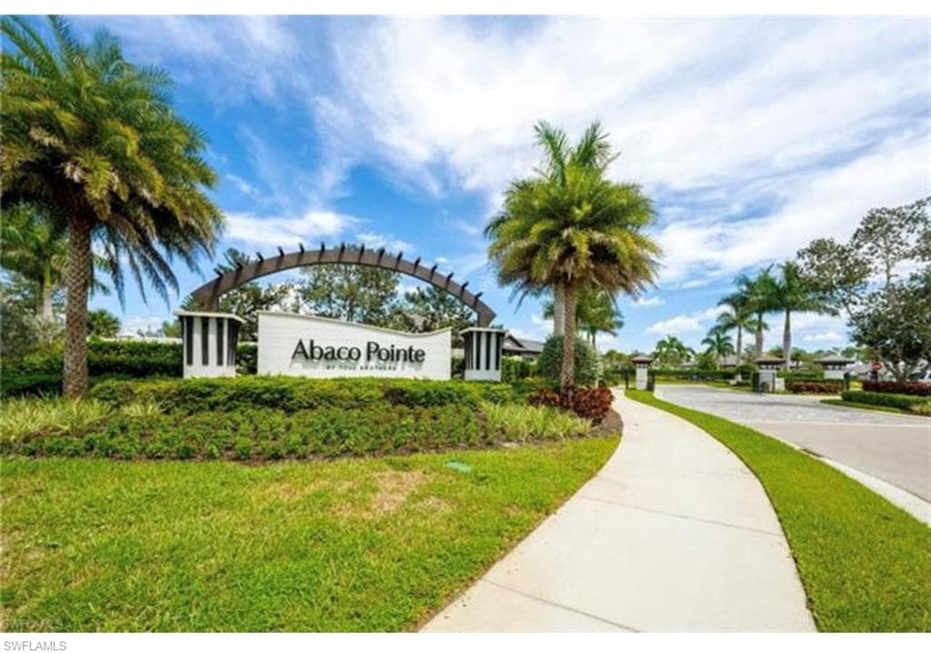14895 Loggerhead Dr, Naples, FL 34120-13