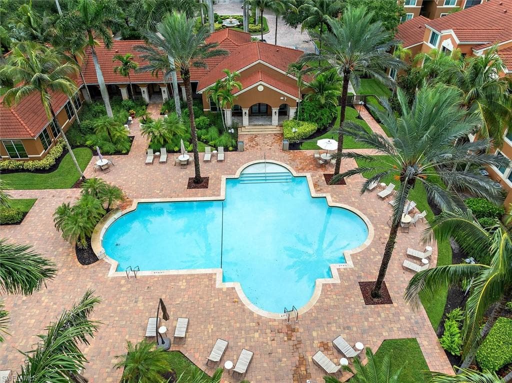 1170 Reserve Way 107, Naples, FL 34105-11