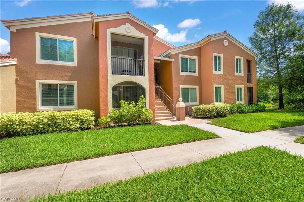 1170 Reserve Way 107, Naples, FL 34105-27