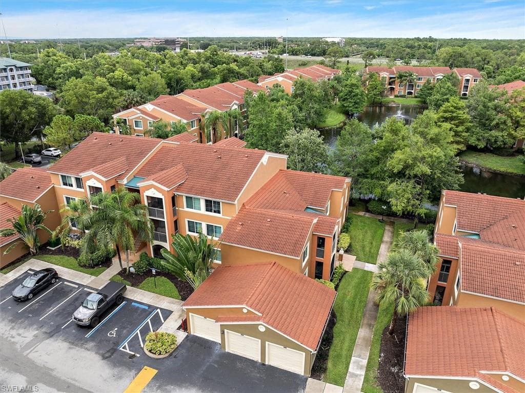 1170 Reserve Way 107, Naples, FL 34105-45