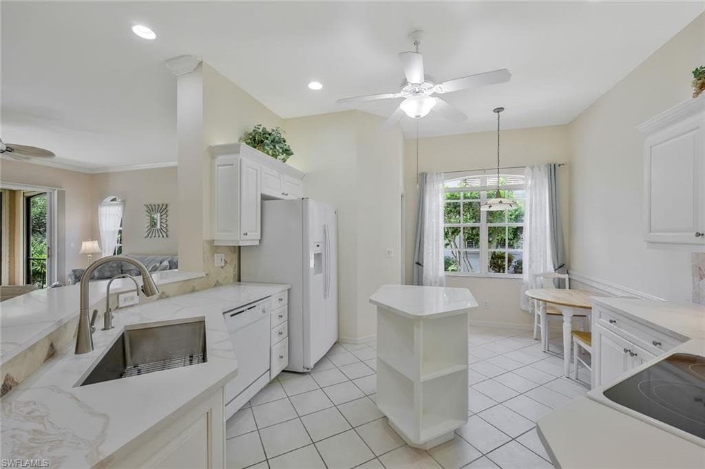 12695 Fox Ridge Dr, Bonita Springs, FL 34135-13