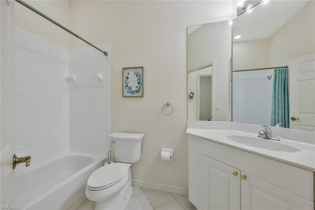 12695 Fox Ridge Dr, Bonita Springs, FL 34135-22