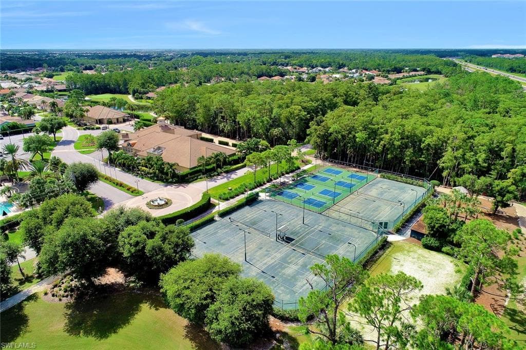 12695 Fox Ridge Dr, Bonita Springs, FL 34135-29