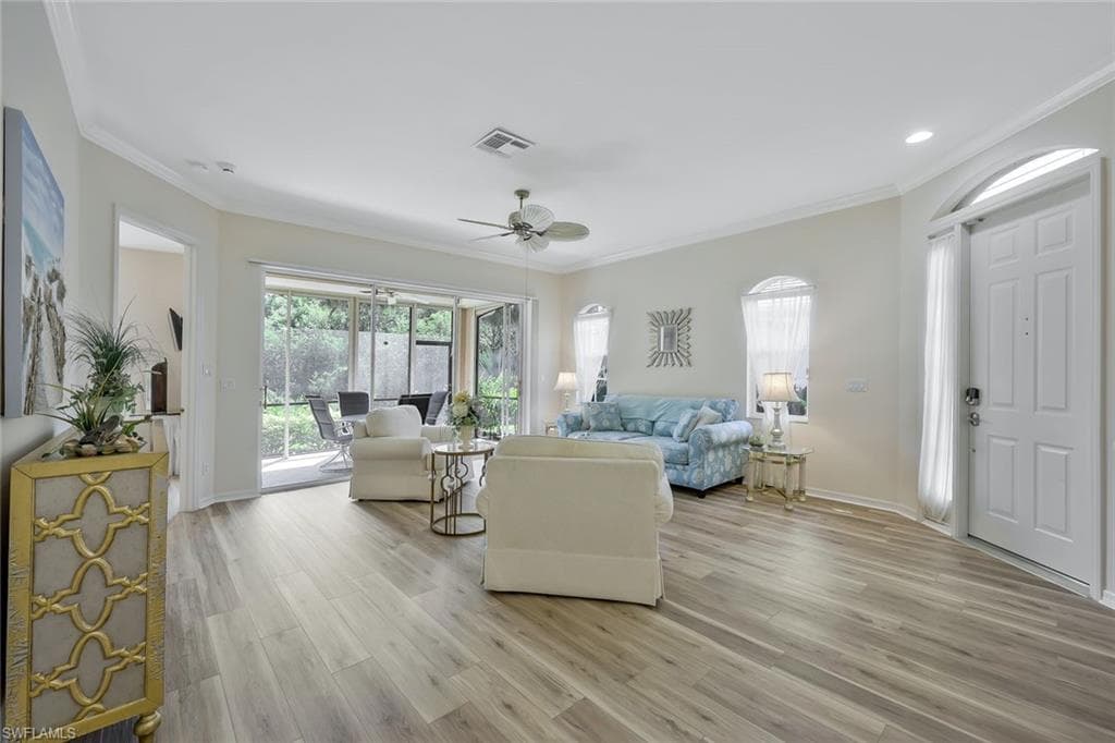 12695 Fox Ridge Dr, Bonita Springs, FL 34135-6