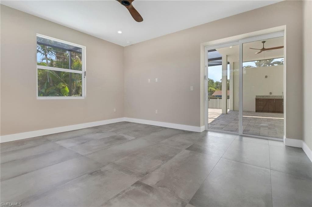 1415 13th Ave N, Naples, FL 34102-9