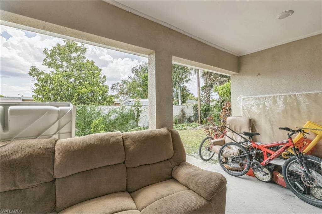 3566 Evans Ave, Fort Myers, FL 33901-15