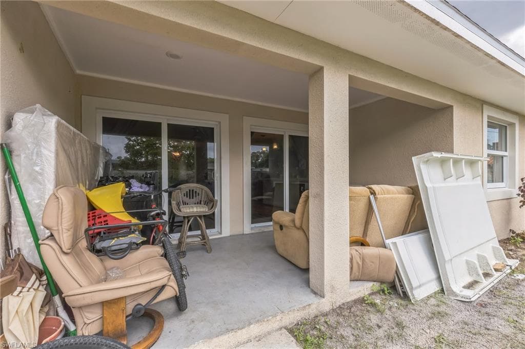 3566 Evans Ave, Fort Myers, FL 33901-16