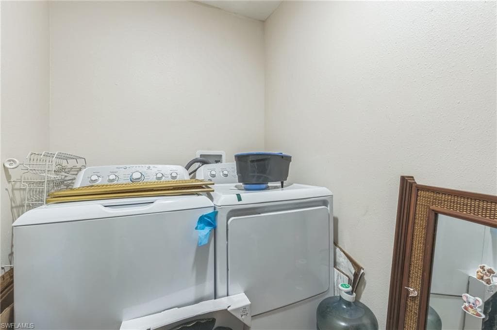 3566 Evans Ave, Fort Myers, FL 33901-29