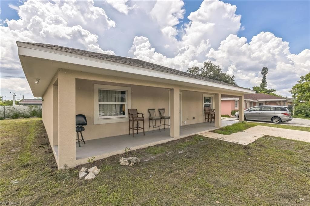 3566 Evans Ave, Fort Myers, FL 33901-6