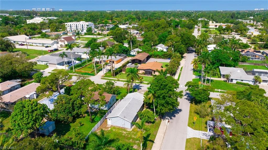 27601 Pullen Ave, Bonita Springs, FL 34135-31