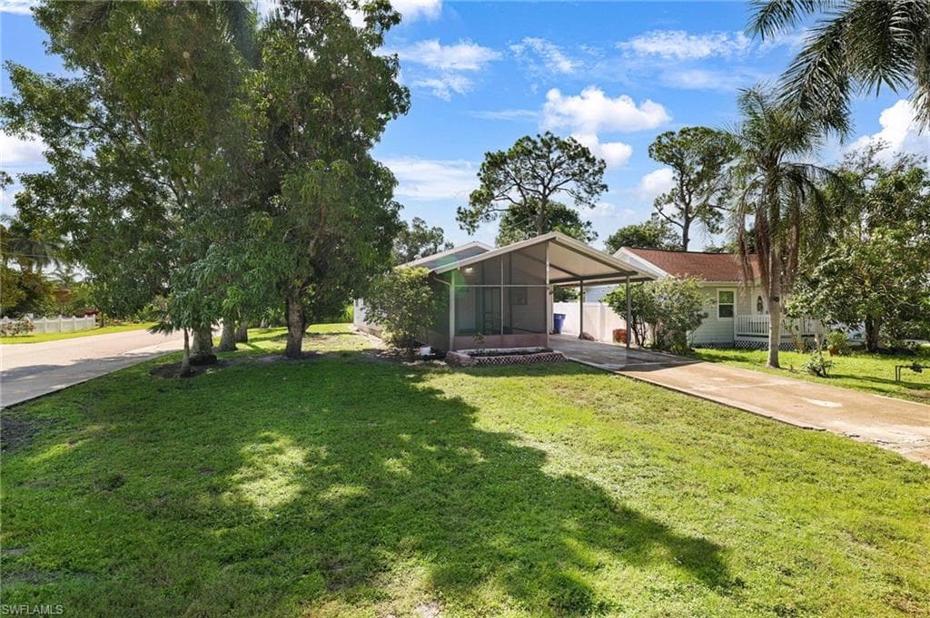 27601 Pullen Ave, Bonita Springs, FL 34135-3