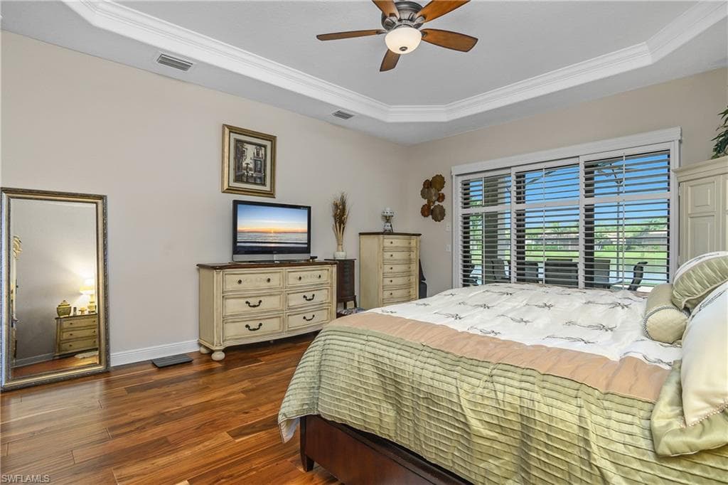 10534 Espanola Dr, Bonita Springs, FL 34135-13