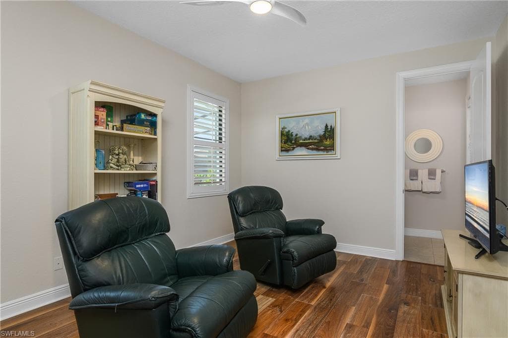 10534 Espanola Dr, Bonita Springs, FL 34135-18