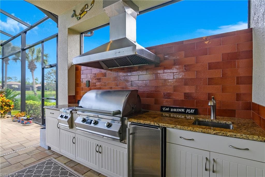 10534 Espanola Dr, Bonita Springs, FL 34135-23