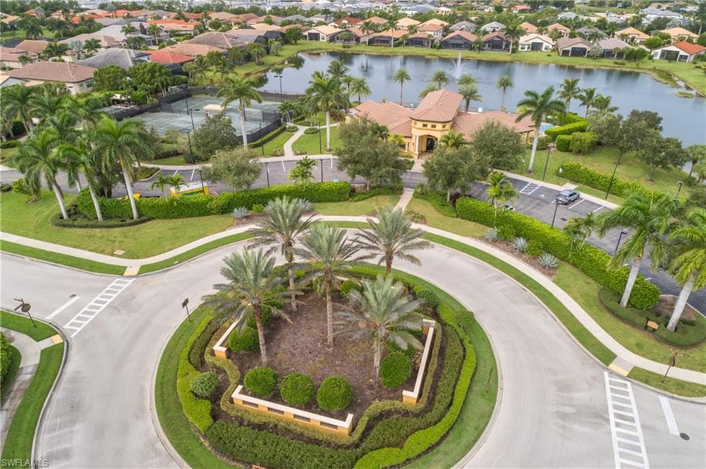 10534 Espanola Dr, Bonita Springs, FL 34135-32