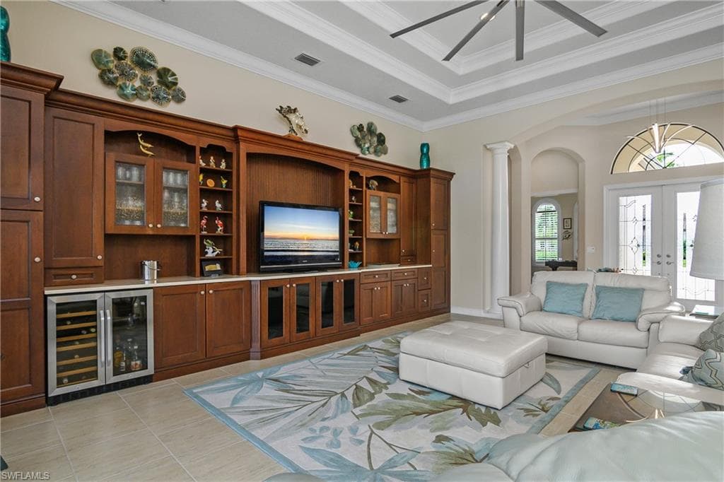 10534 Espanola Dr, Bonita Springs, FL 34135-4
