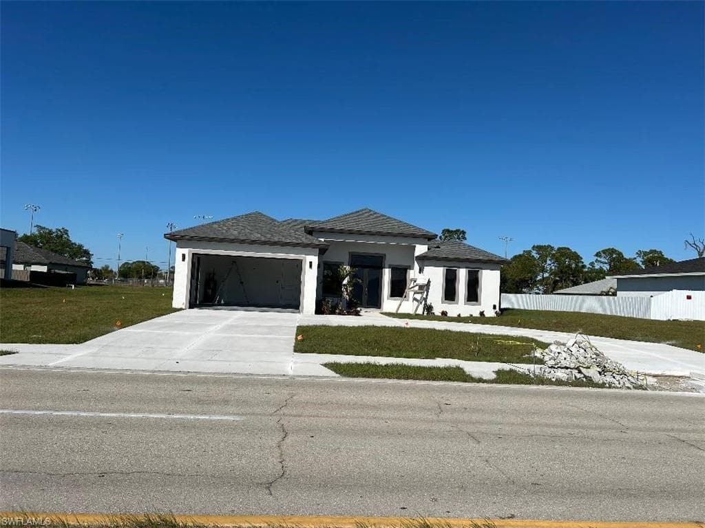 1026 Chiquita Blvd N, Cape Coral, FL 33993-1