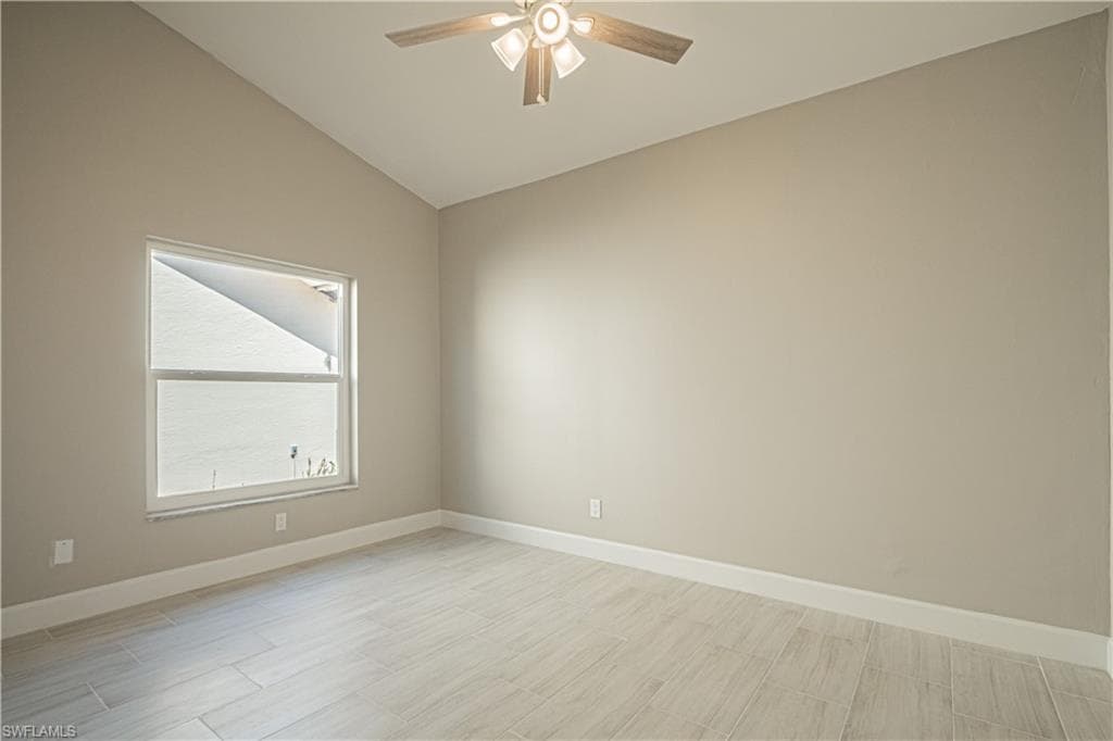 16404 Kelly Woods Dr, Fort Myers, FL 33908-31