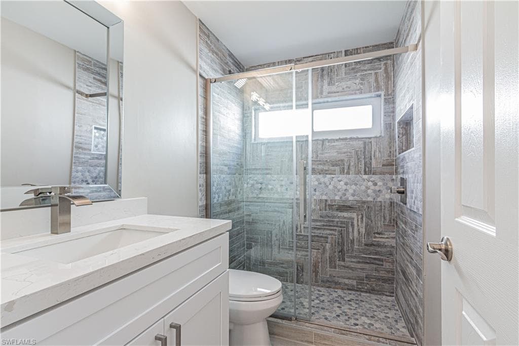 16404 Kelly Woods Dr, Fort Myers, FL 33908-44