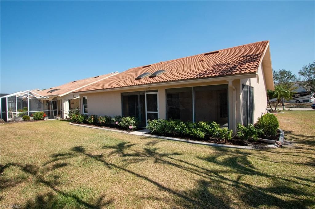 16404 Kelly Woods Dr, Fort Myers, FL 33908-6