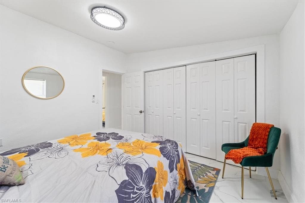 3064 Connecticut Ave, Naples, FL 34112-14