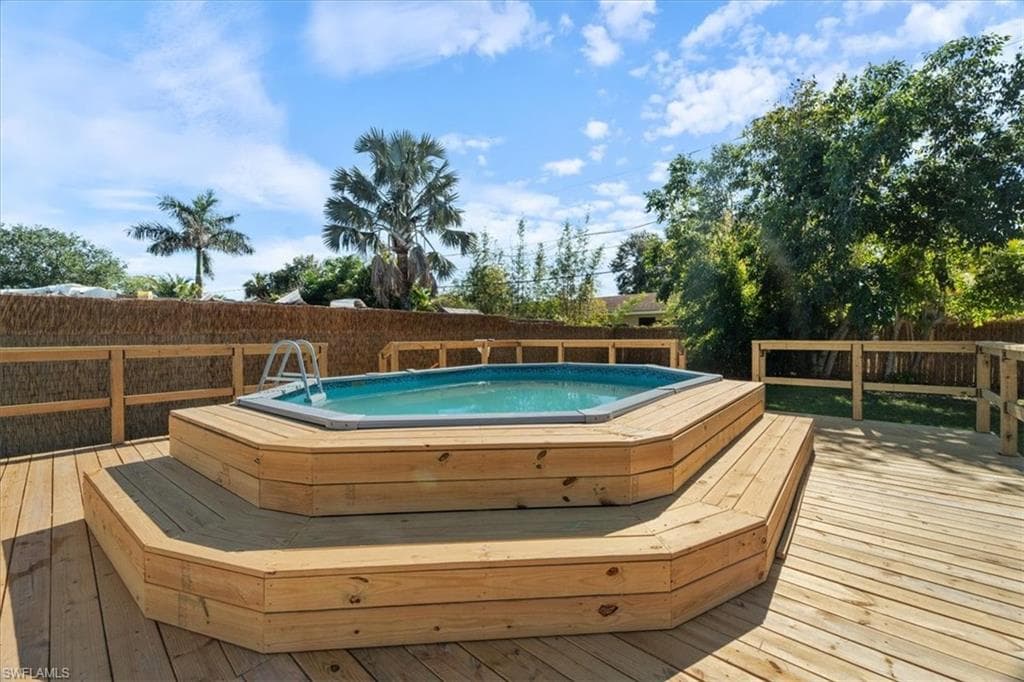 3064 Connecticut Ave, Naples, FL 34112-28