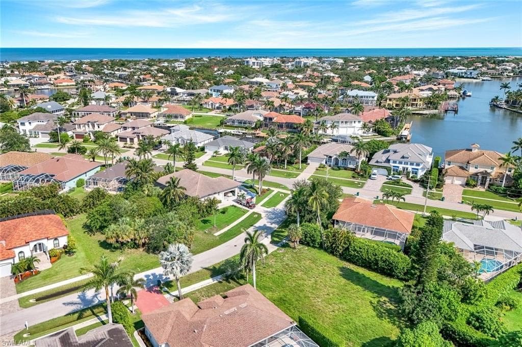 661 Lewis Ct, Marco Island, FL 34145-8