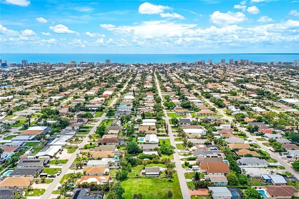 740 102nd Ave N, Naples, FL 34108-12