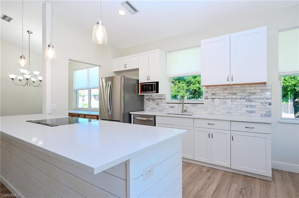 635 Lalique Cir 1303, Naples, FL 34119-10