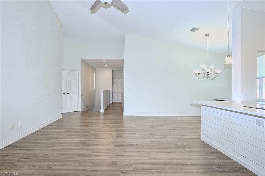 635 Lalique Cir 1303, Naples, FL 34119-5