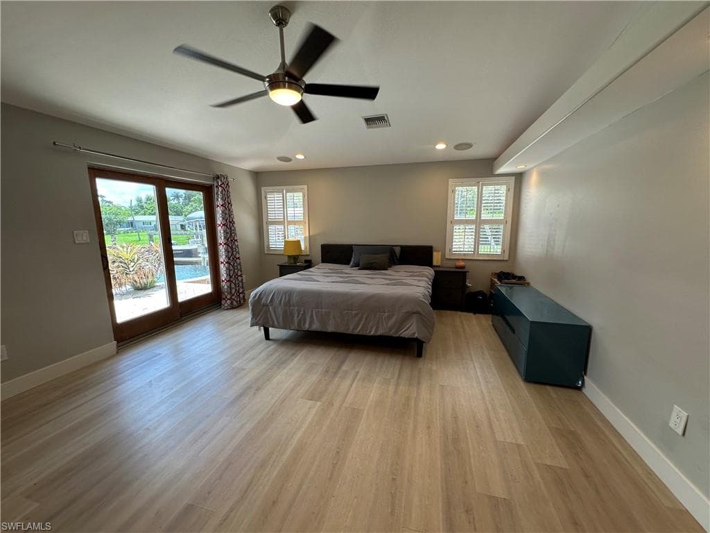 1010 Edgemere Dr, Fort Myers, FL 33919-11