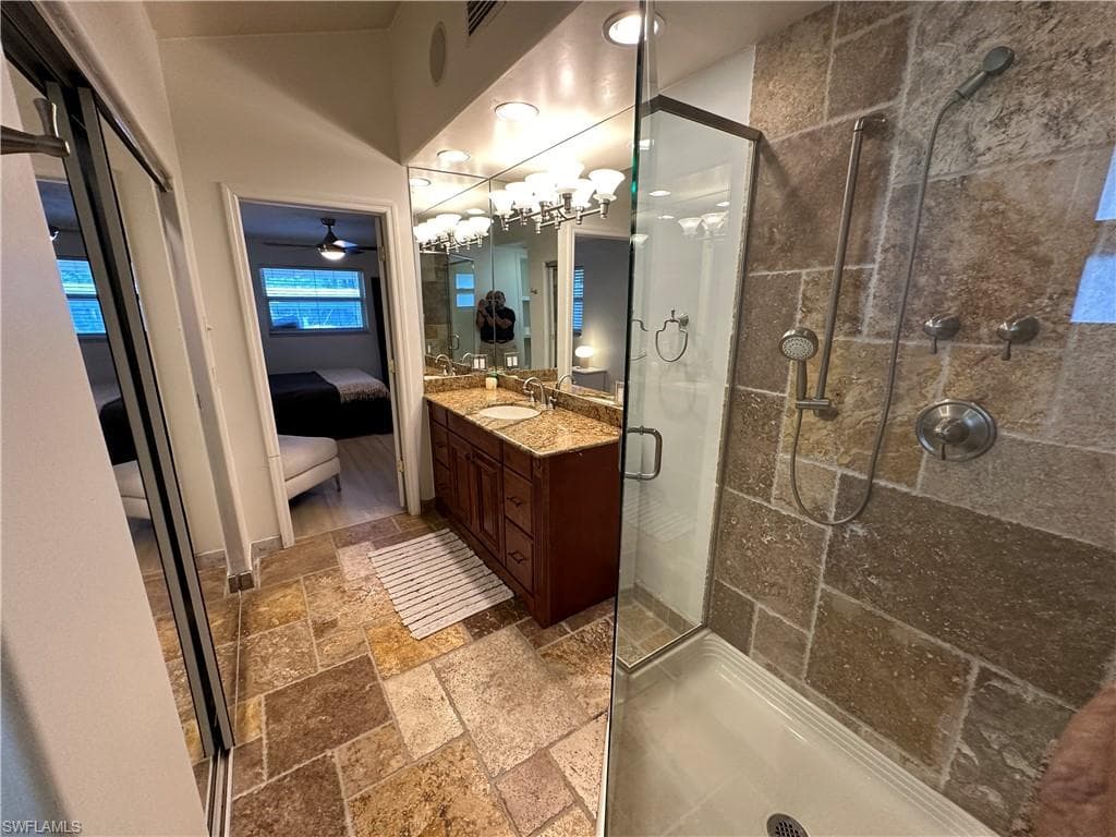 1010 Edgemere Dr, Fort Myers, FL 33919-23