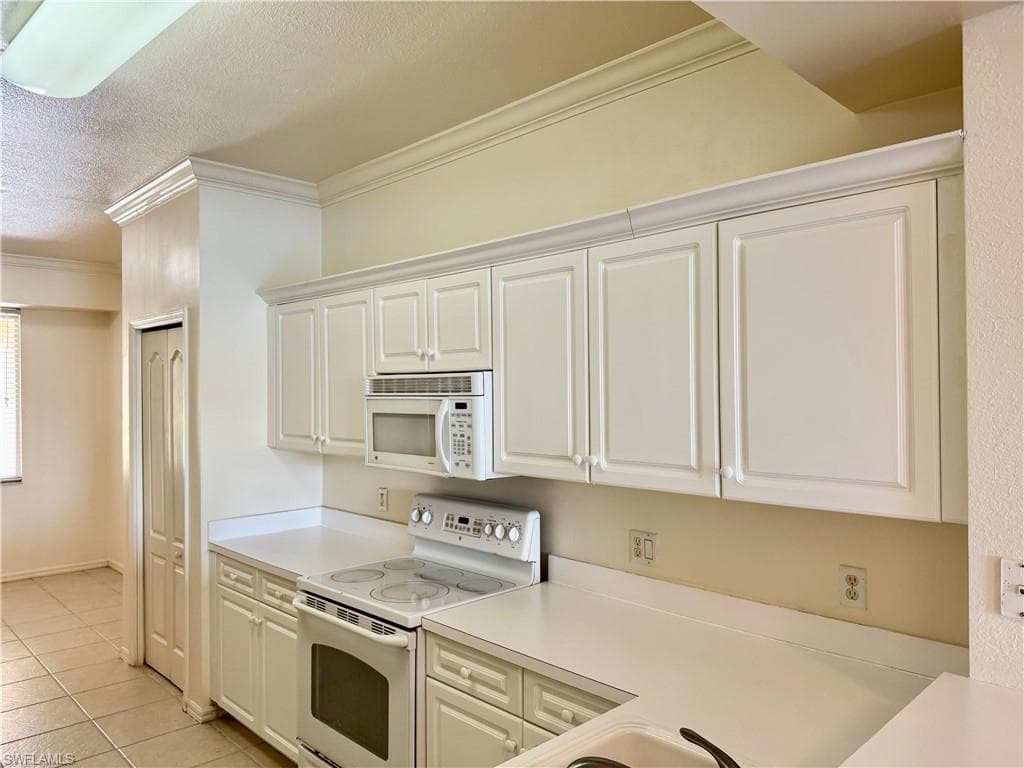 8450 Kingbird Loop 412, Estero, FL 33967-12
