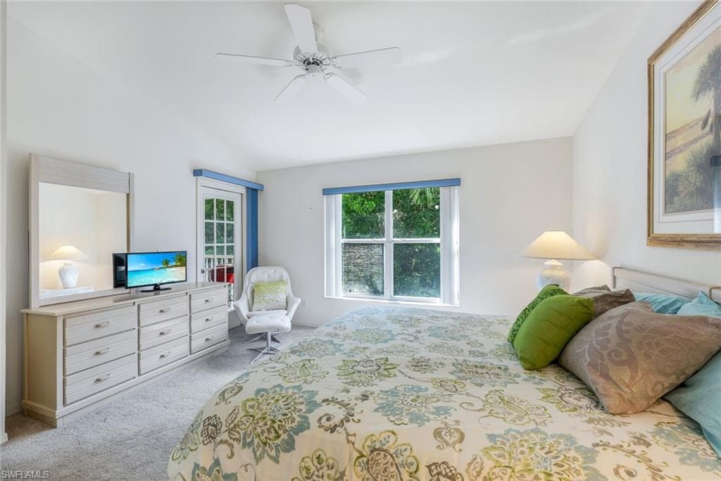 1036 Mainsail Dr 722, Naples, FL 34114-16