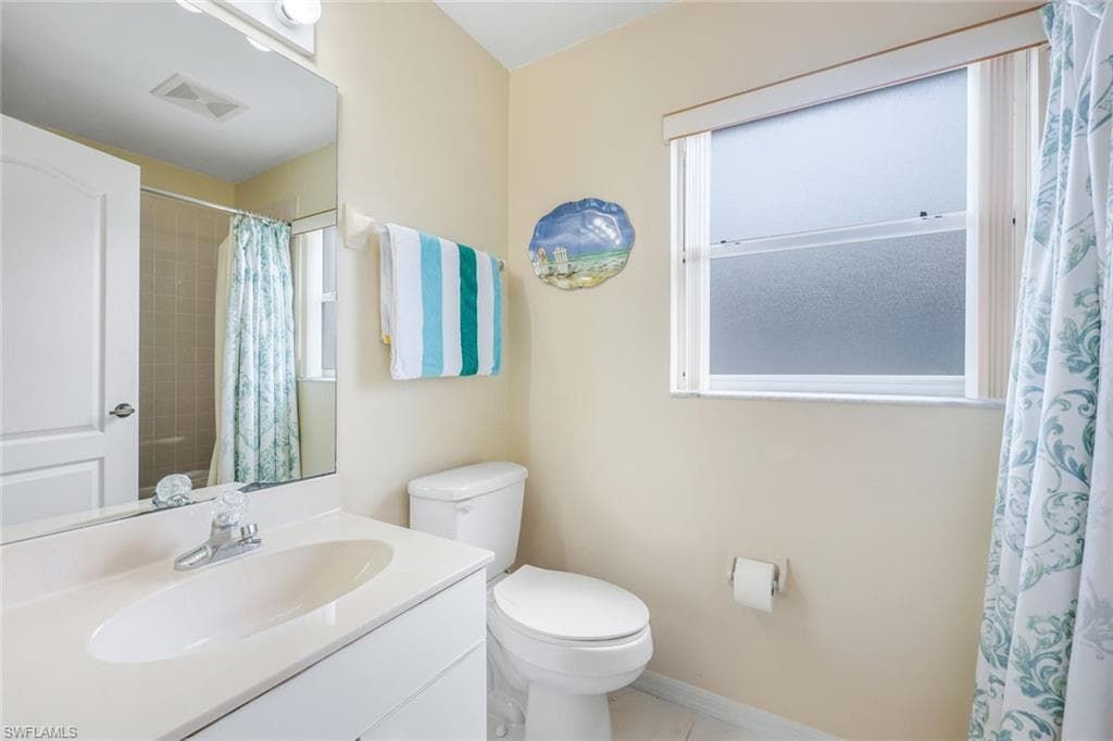 1036 Mainsail Dr 722, Naples, FL 34114-19