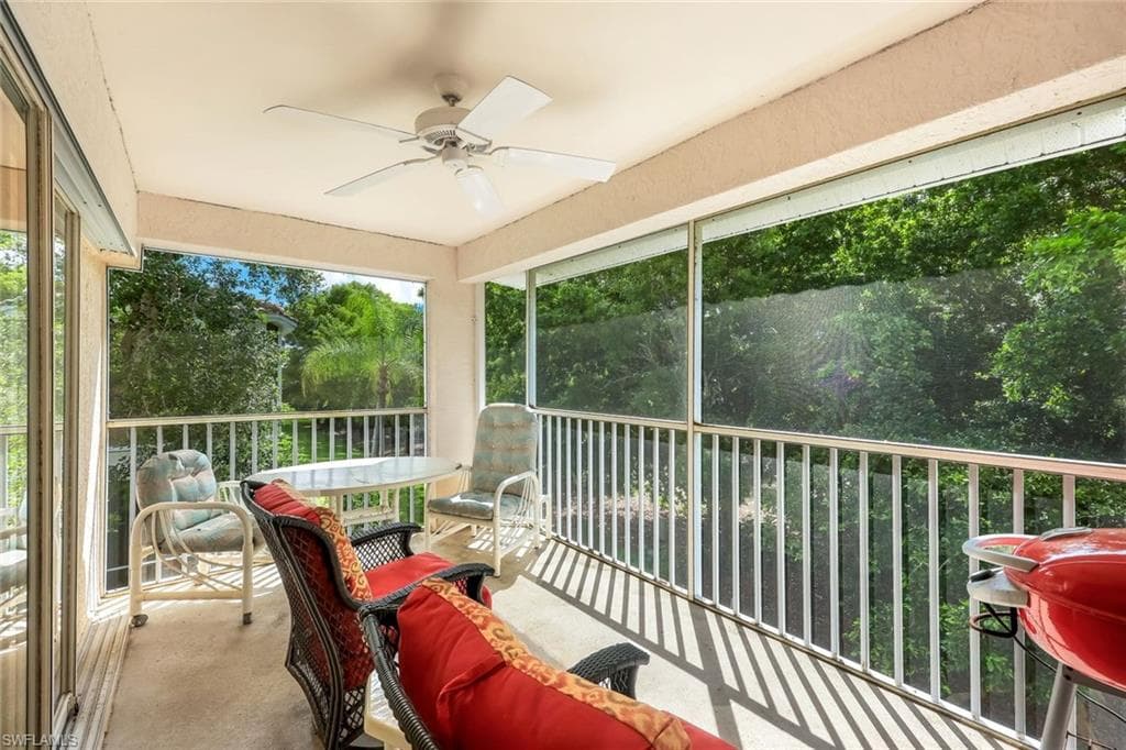 1036 Mainsail Dr 722, Naples, FL 34114-21