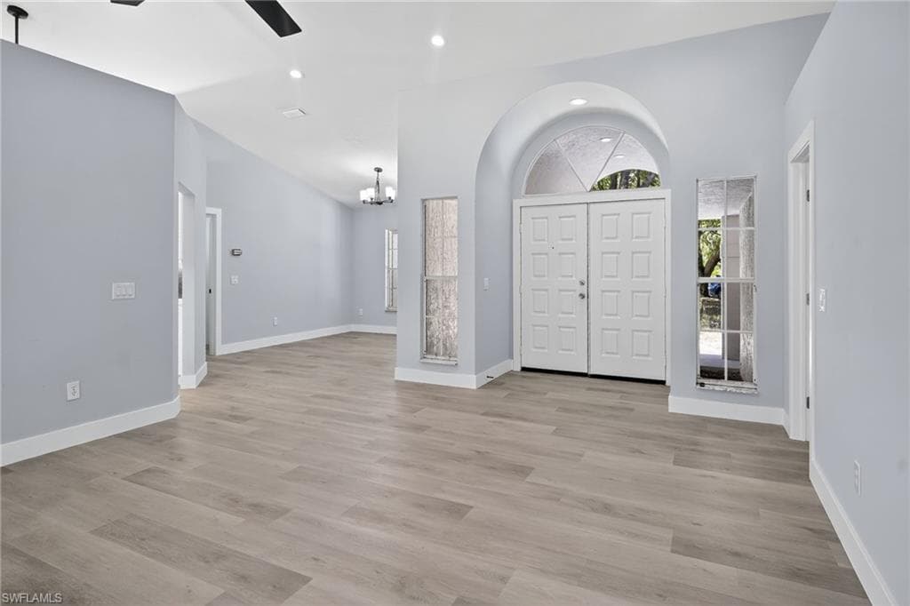 6035 Painted Leaf Ln, Naples, FL 34116-9