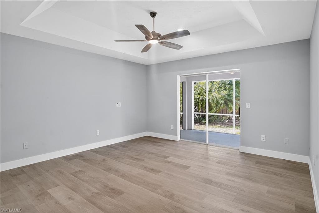 6035 Painted Leaf Ln, Naples, FL 34116-14