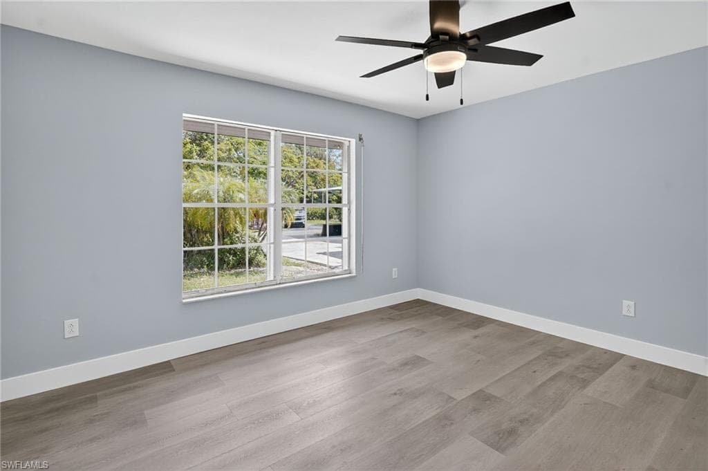 6035 Painted Leaf Ln, Naples, FL 34116-20