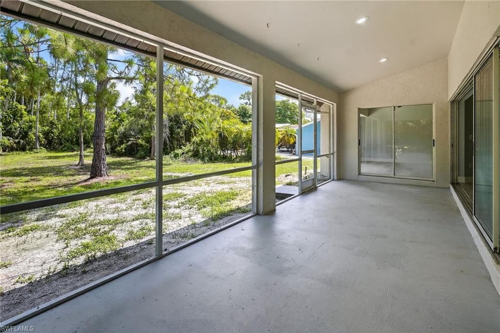6035 Painted Leaf Ln, Naples, FL 34116-22