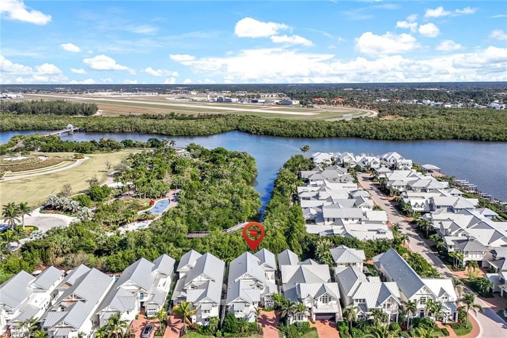 91 14th St S, Naples, FL 34102-13