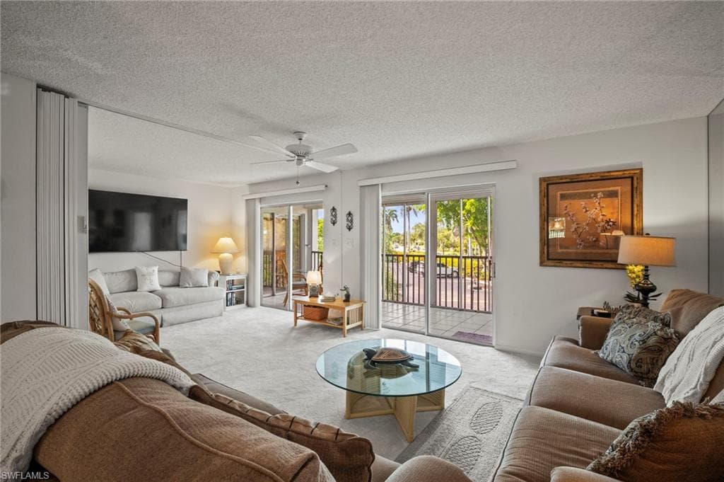555 Park Shore Dr B212, Naples, FL 34103-5
