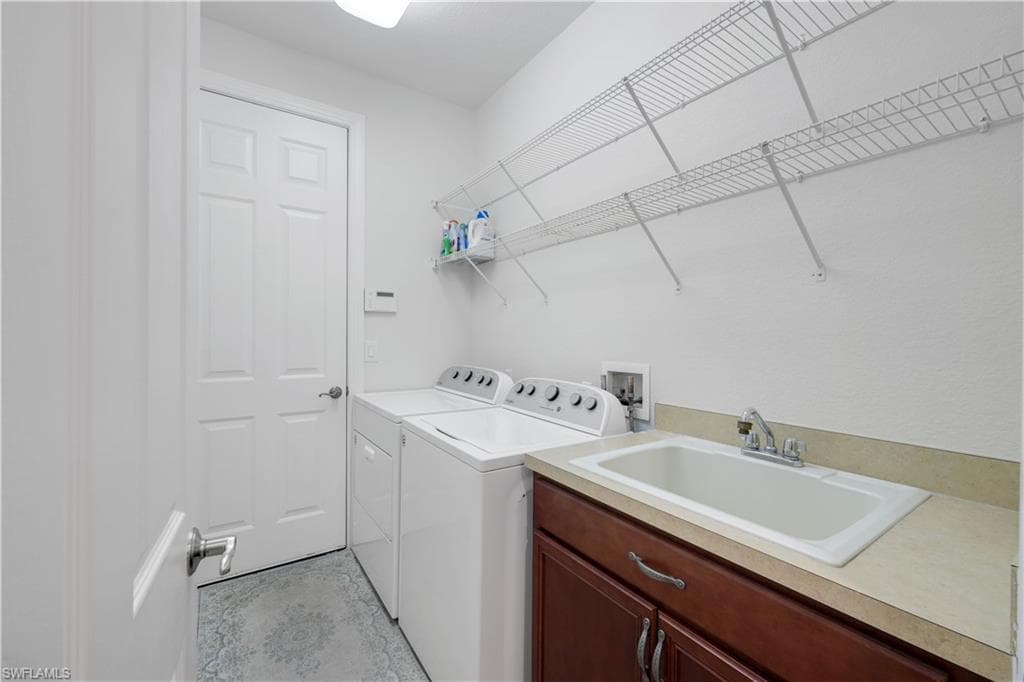 12719 Aviano Dr, Naples, FL 34105-25